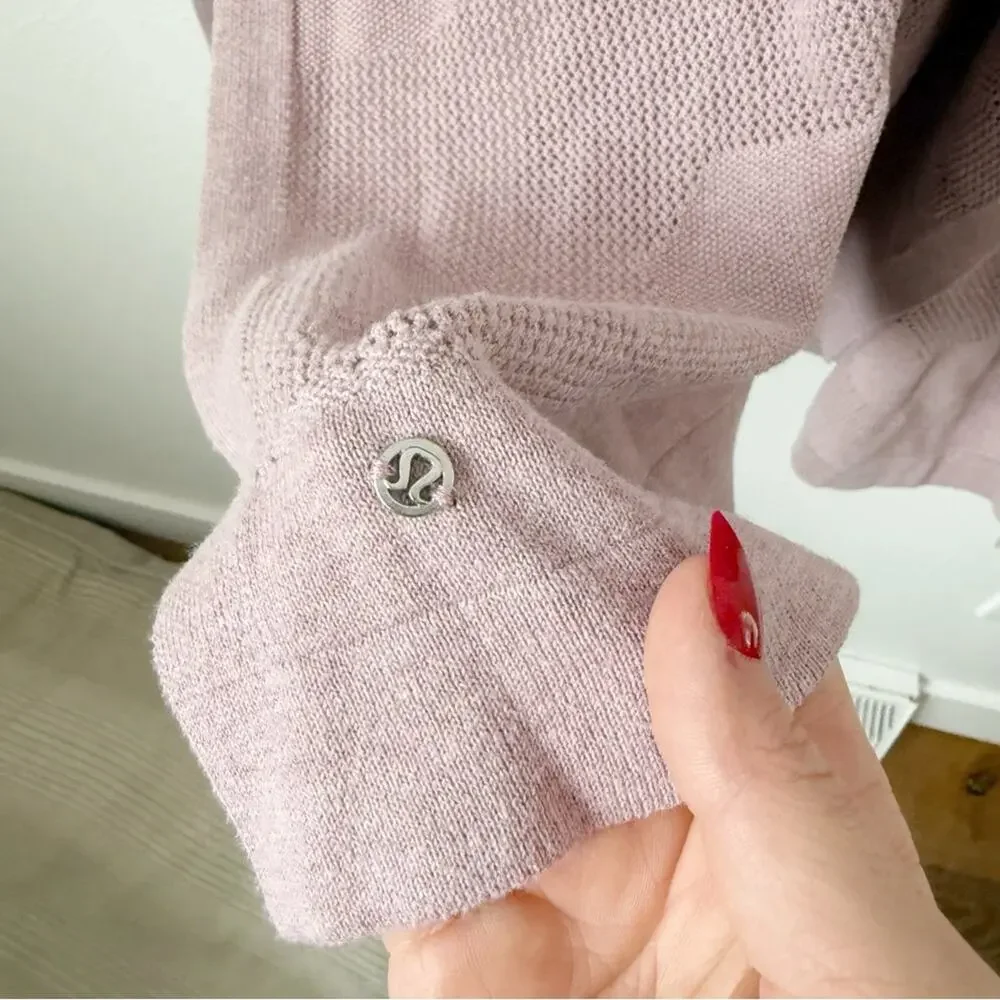 Lululemon Find Your Light Wrap OS
